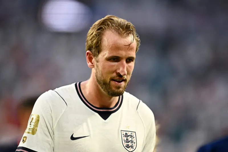 Bayern Munich ra quyết định với Kane